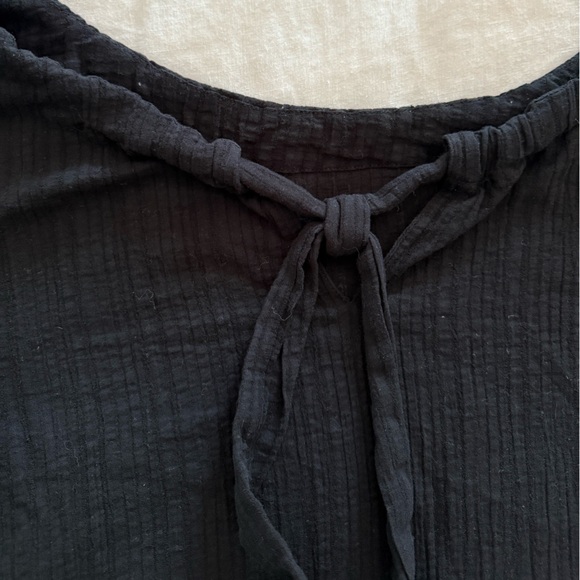 Neuflora Black 100% Cotton Top with Bow on Back and Puff Sleeves Loose Fit - Picture 11 of 16